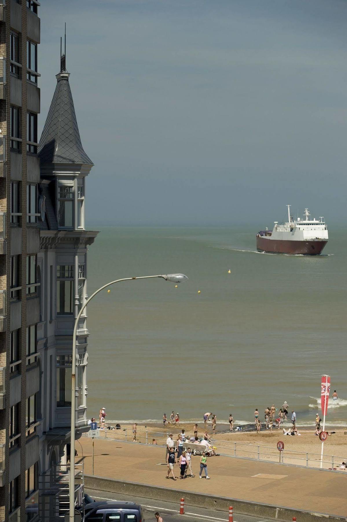 Hotel Pacific Oostende Exteriör bild